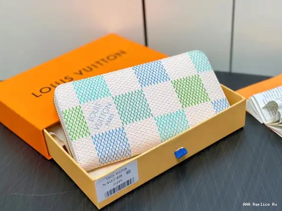 AAA Replica Ru LOUIS ZIPPY VUITTON cm WALLET-19.5*10.5*2.5 0606